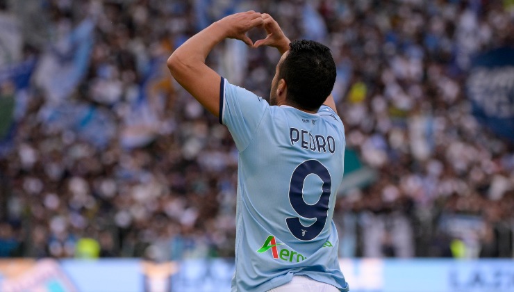 Pedro esulta dopo un gol
