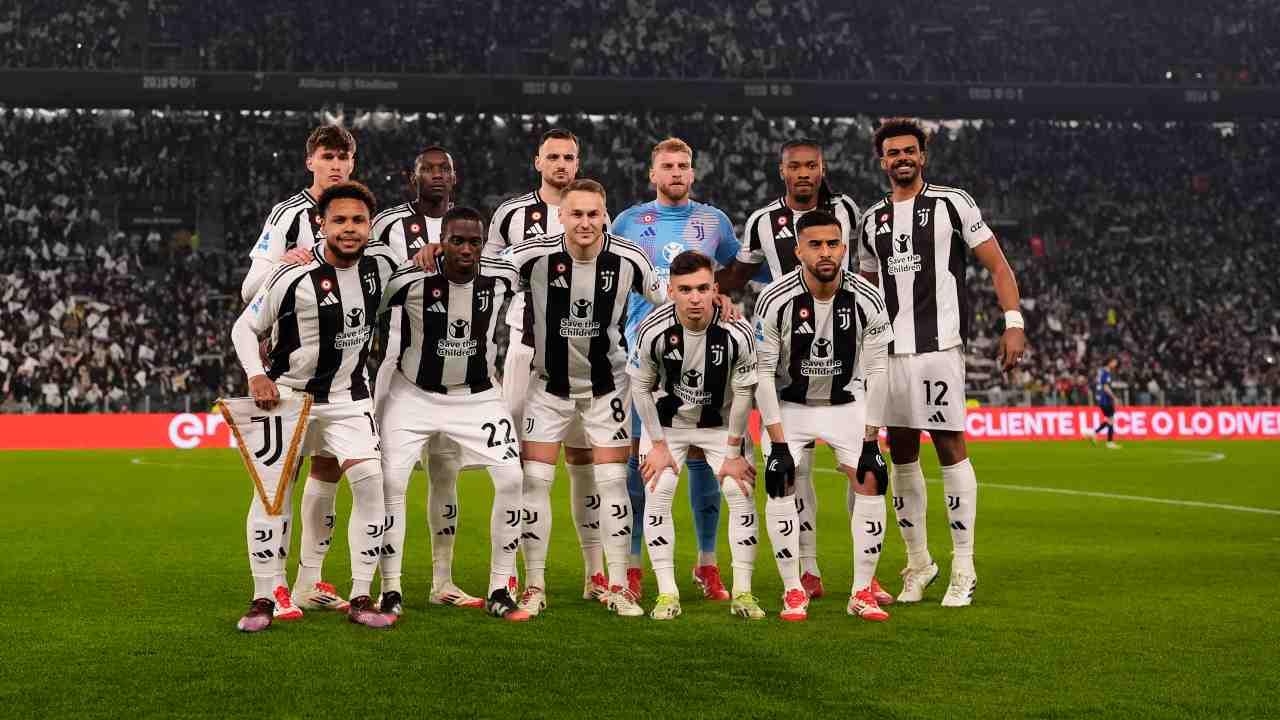 Foto di squadra della Juventus