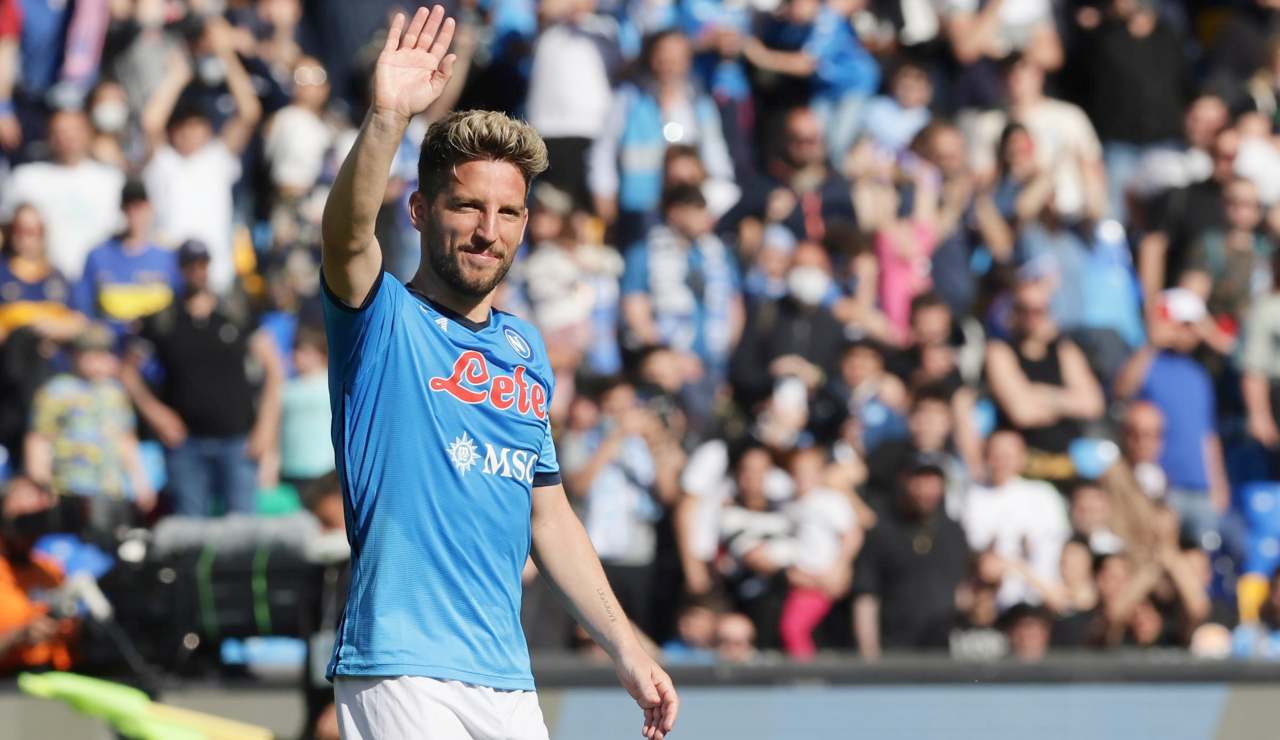 Dries Mertens con la maglia del Napoli - (LaPresse) - ilposticipo.it