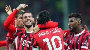 Giocatori del Milan festeggiano