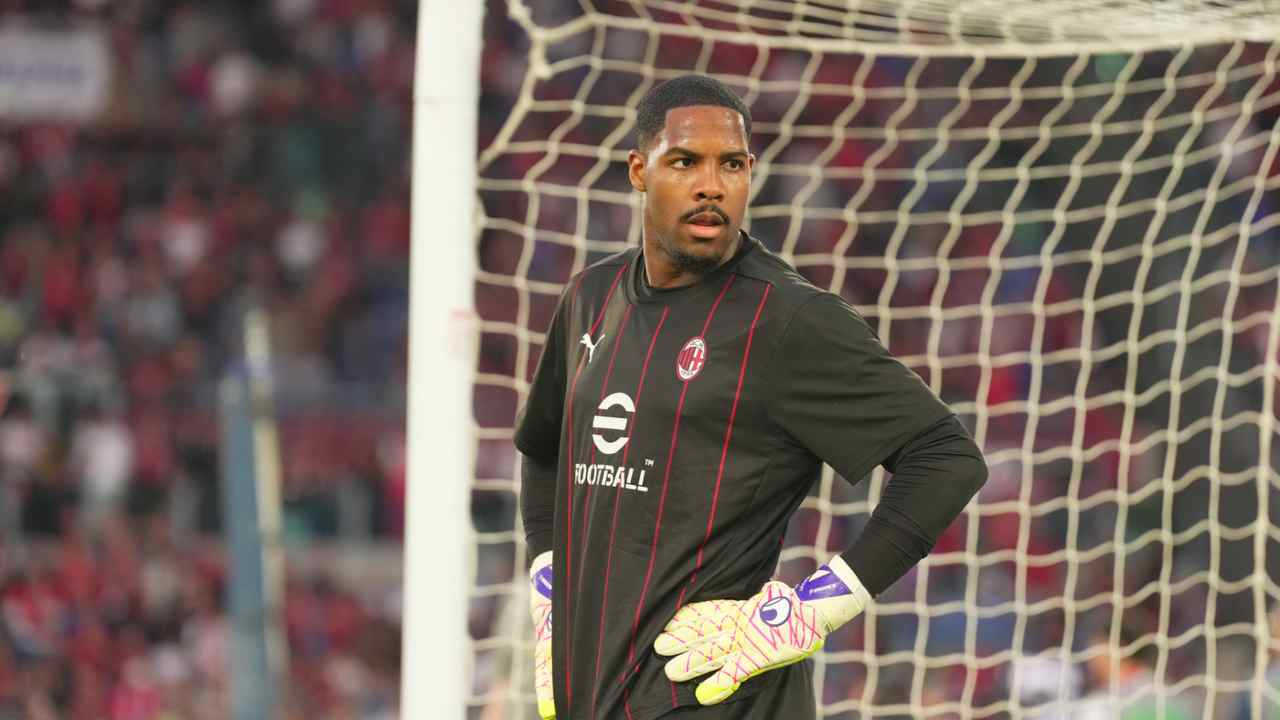 I rossoneri puntano su Svilar
