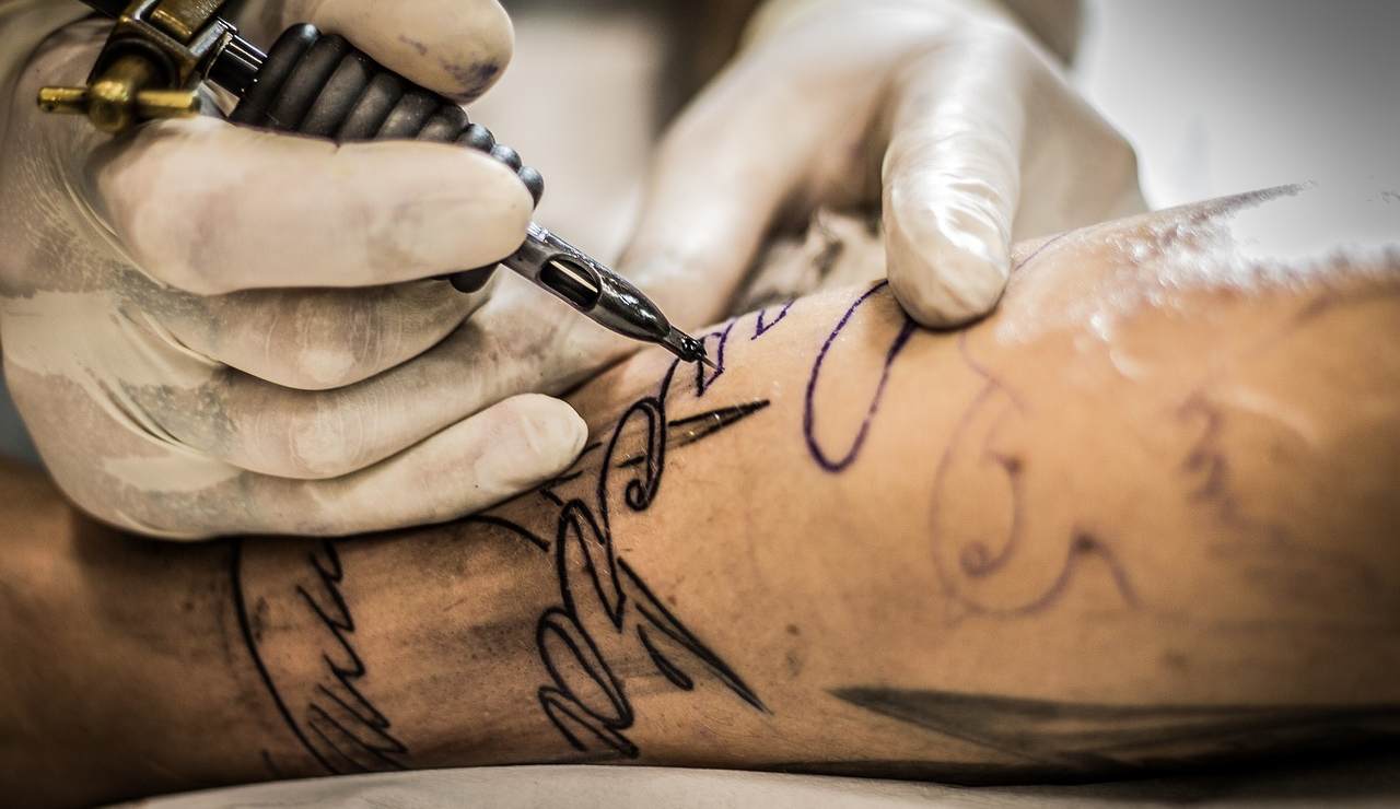 Tatuaggio (Pixabay) - ilposticipo.it