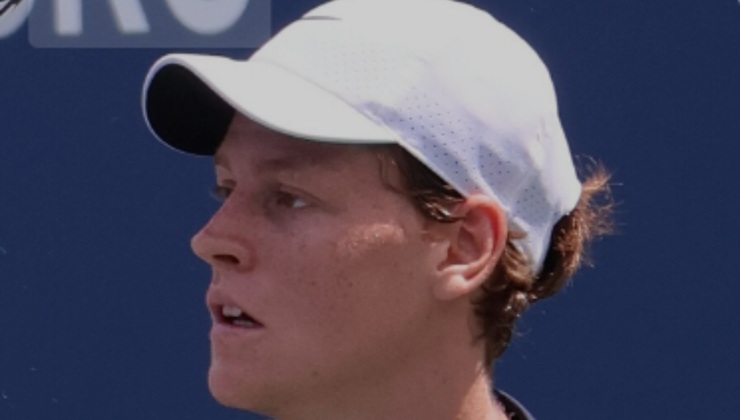 Jannik Sinner in azione